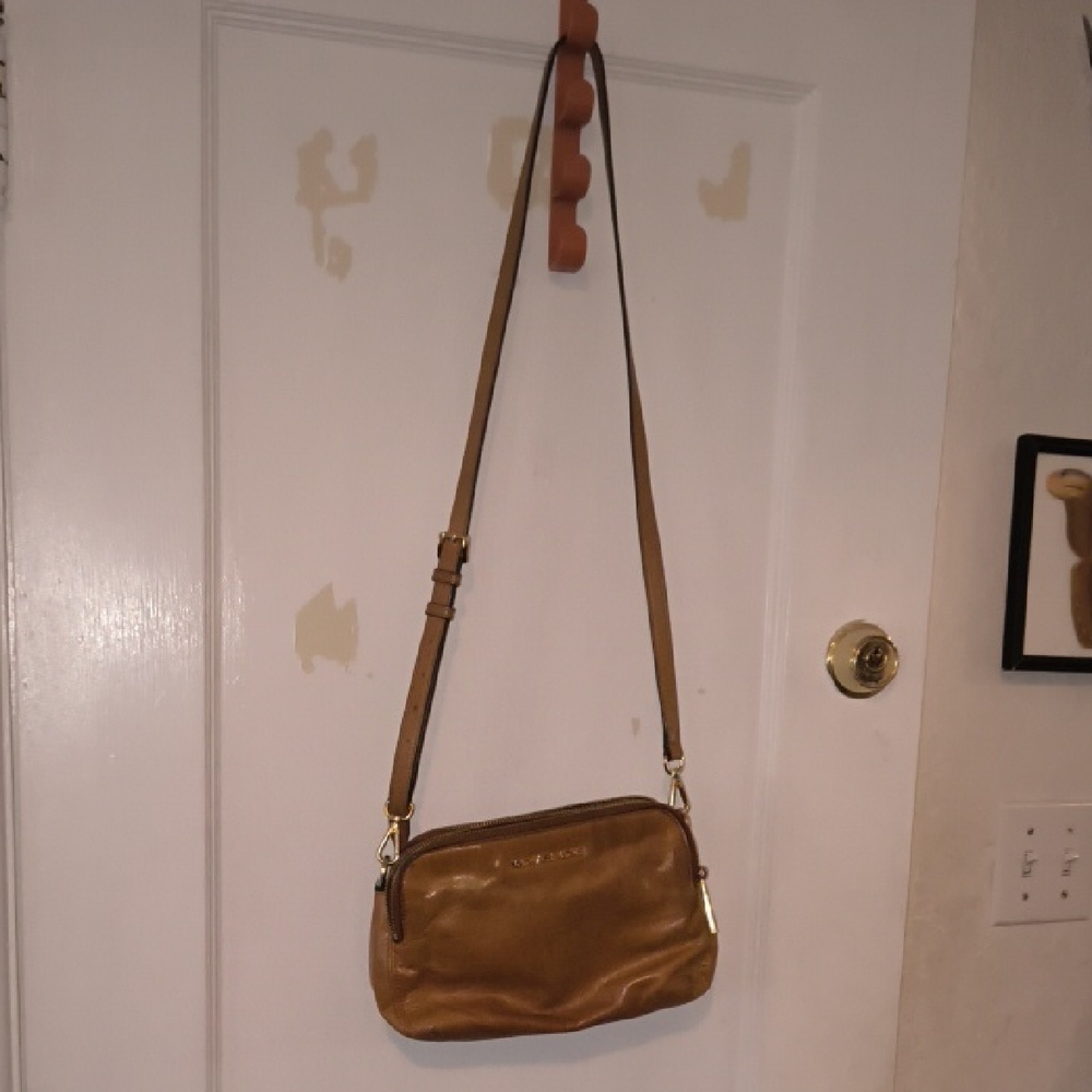 Michael Kors | Tan Crossbody Bag